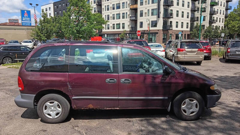 1999 Dodge Caravan