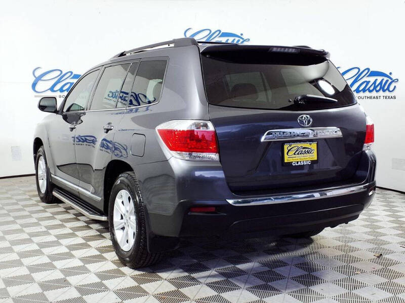 2013 Toyota Highlander SE
