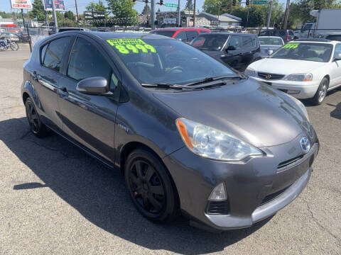 2014 Toyota Prius c Four