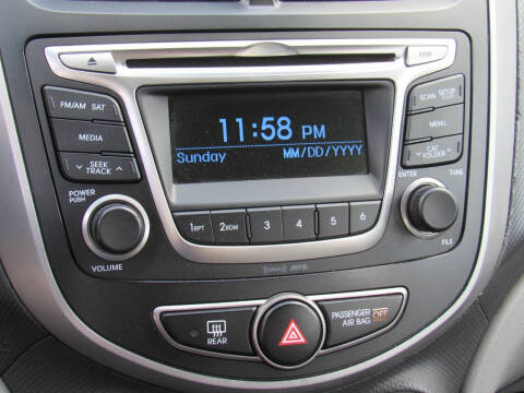 2017 Hyundai Accent SE