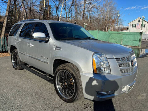 2013 Cadillac Escalade Premium