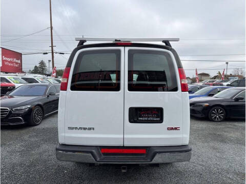 2018 GMC Savana 2500