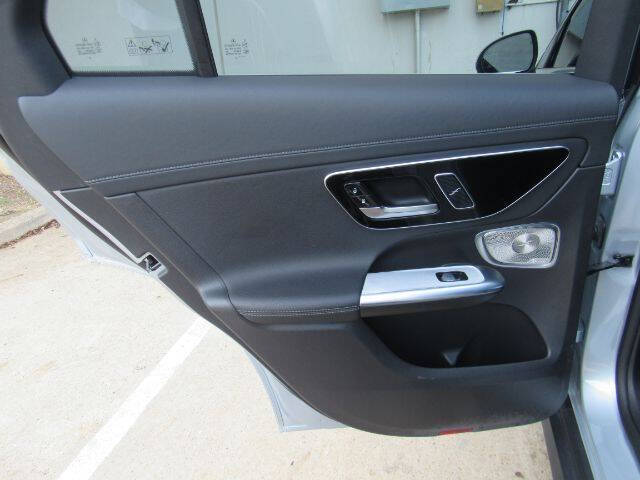 2023 Mercedes-Benz GLC GLC 300