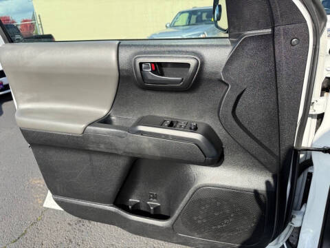 2021 Toyota Tacoma SR