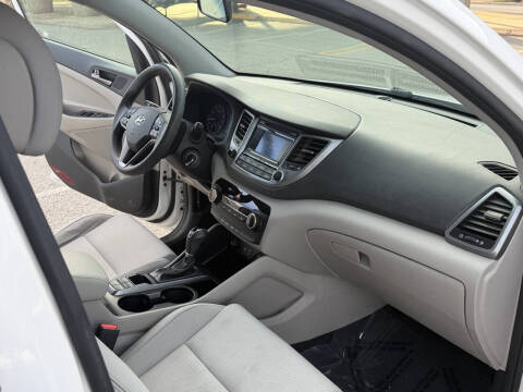 2017 Hyundai Tucson SE