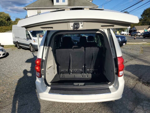 2013 Dodge Grand Caravan American Value Package