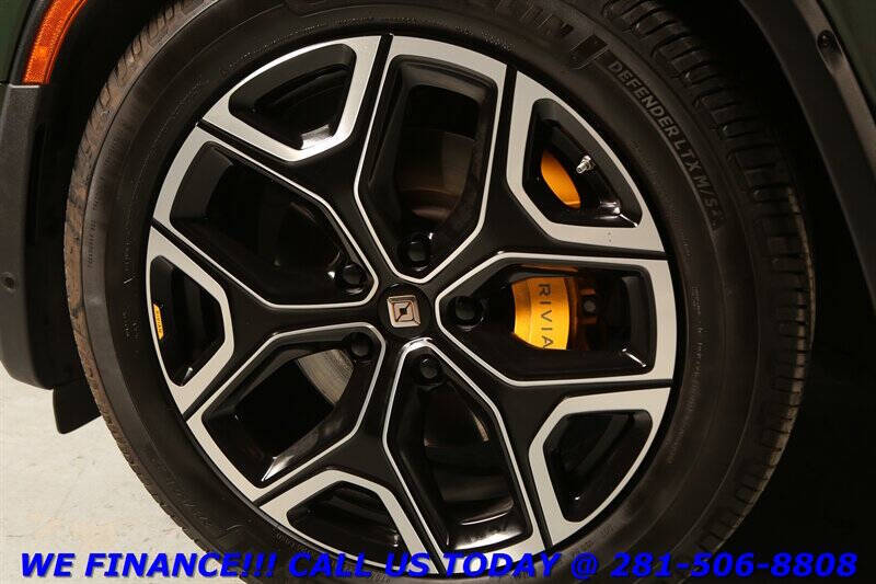 2022 Rivian R1S Launch Edition