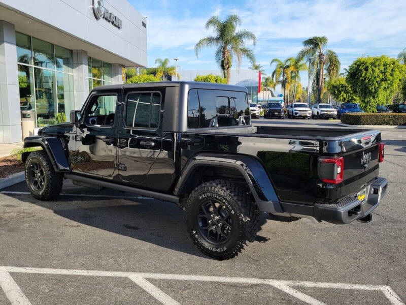 2026 Jeep Gladiator Willys