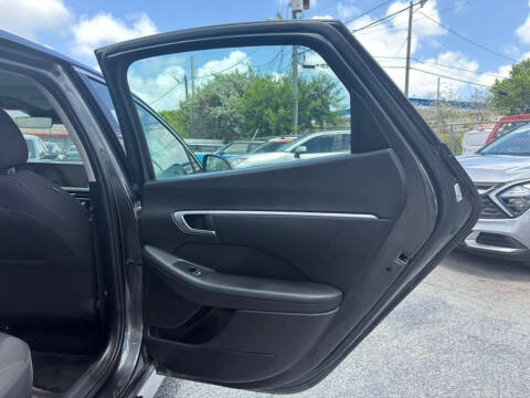 2025 Hyundai Sonata SEL Convenience
