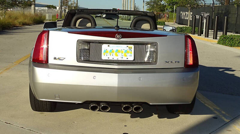 2006 Cadillac XLR-V