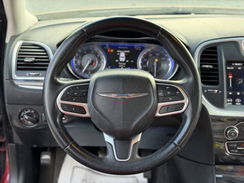 2018 Chrysler 300 Touring