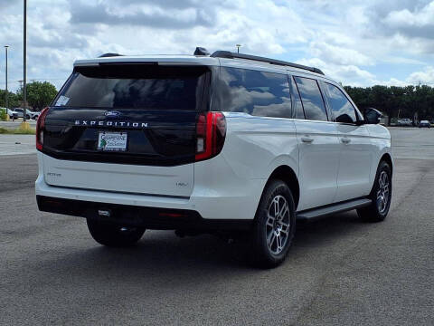 2026 Ford Expedition MAX Active