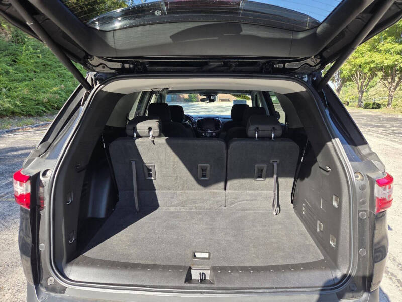 2020 Chevrolet Traverse LT Cloth