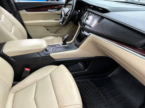 2018 Cadillac XT5 Luxury