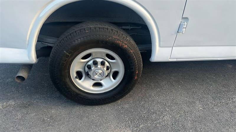 2017 Chevrolet Express 2500