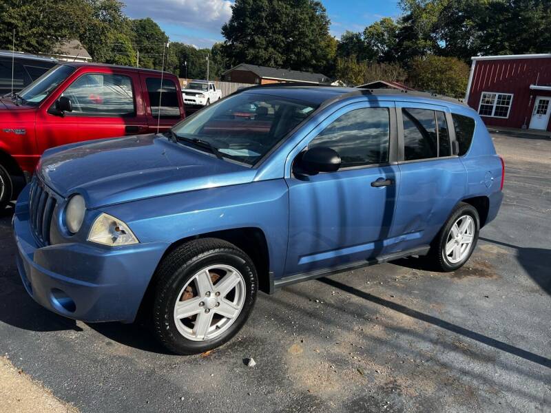2007 Jeep Compass for sale at Sartins Auto Sales in Dyersburg TN