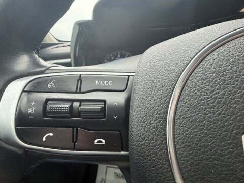 2022 Kia K5 EX