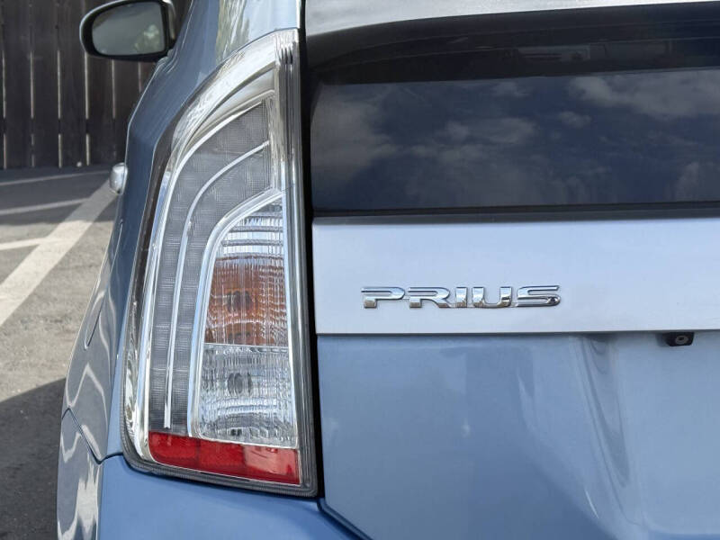 2013 Toyota Prius Plug-in Hybrid