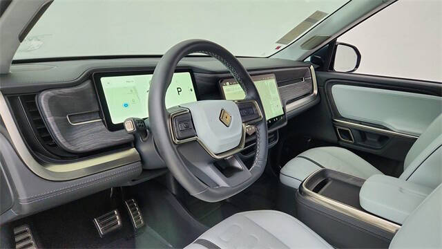 2023 Rivian R1T Adventure