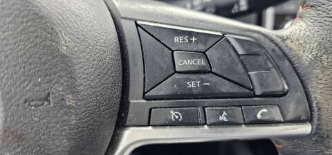 2020 Nissan Versa SR