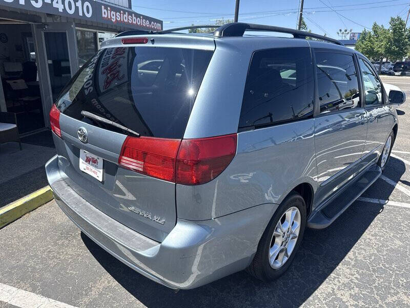 2005 Toyota Sienna XLE 7 Passenger