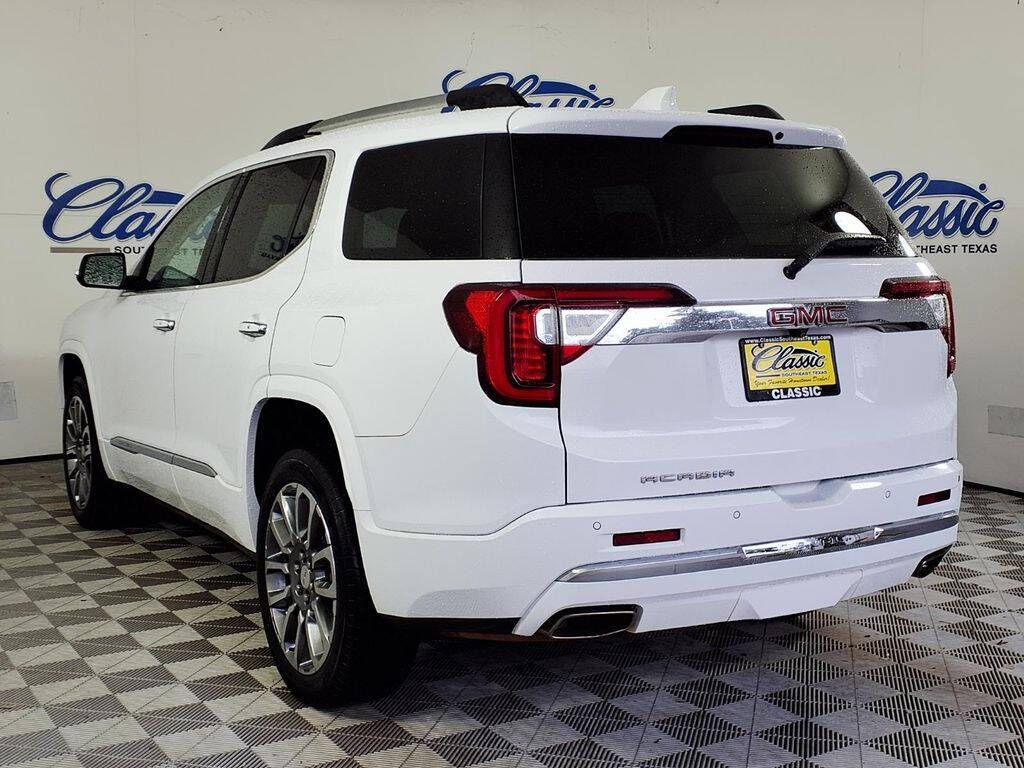 White 2023 GMC Acadia Denali Denali 4dr SUV 2