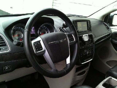 2012 Chrysler Town and Country Touring