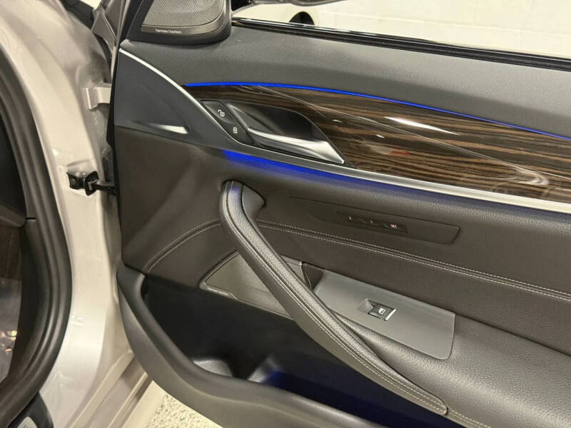 2018 BMW 5 Series 540i xDrive