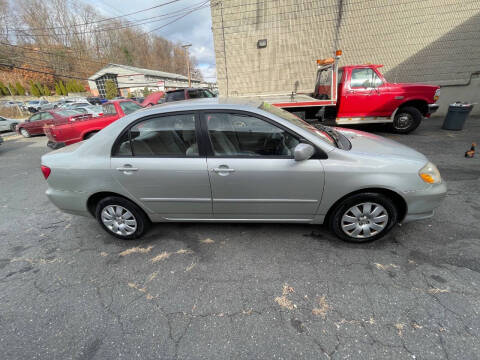 2004 Toyota Corolla LE