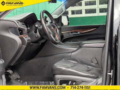 2018 Cadillac Escalade ESV Luxury