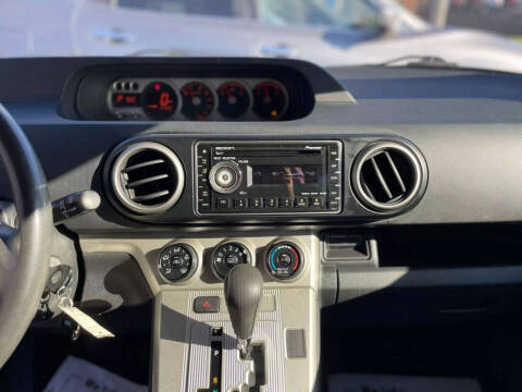 2008 Scion xB