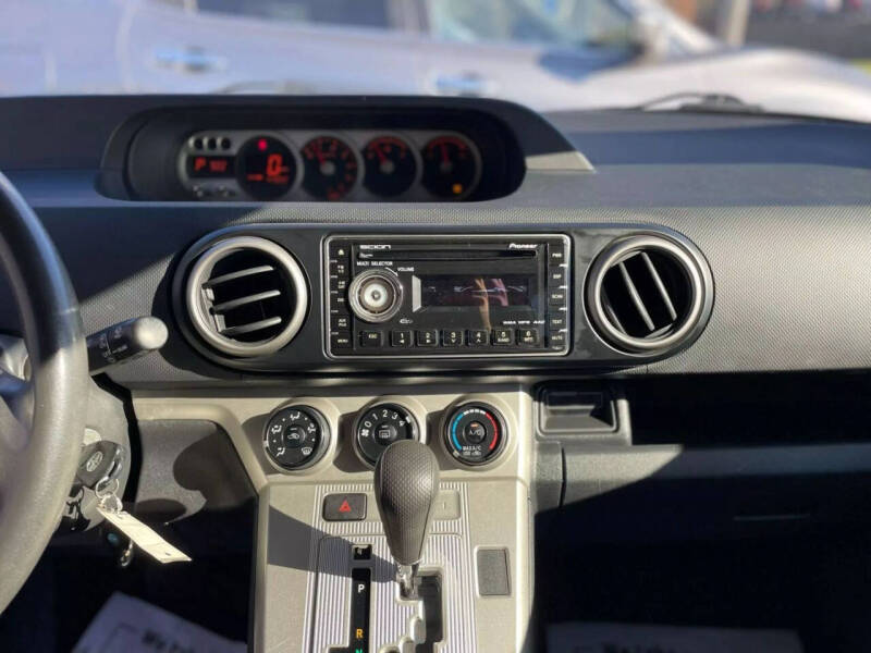 2008 Scion xB