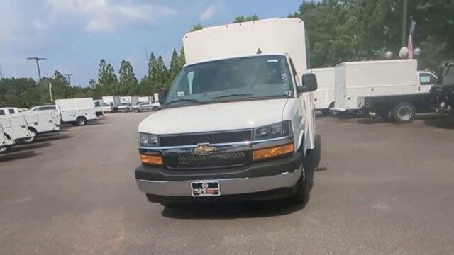 2025 Chevrolet Express 3500