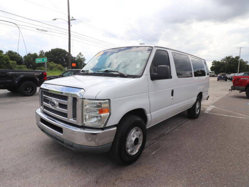 2012 Ford E-Series E-350 SD XLT