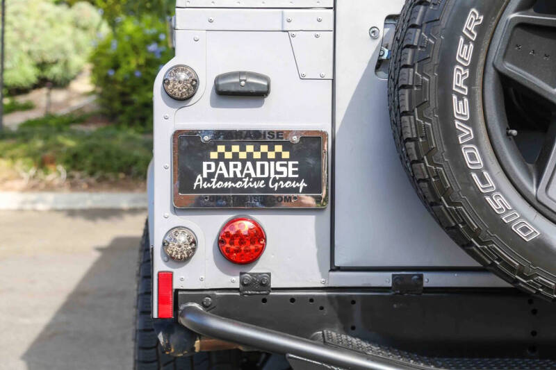 1984 Land Rover Defender