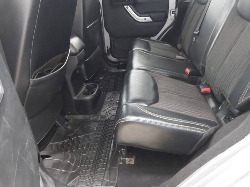 2013 Jeep Wrangler Unlimited Freedom Edition