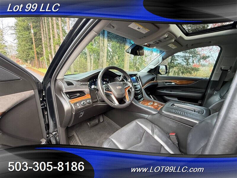 2017 Cadillac Escalade ESV Premium Luxury