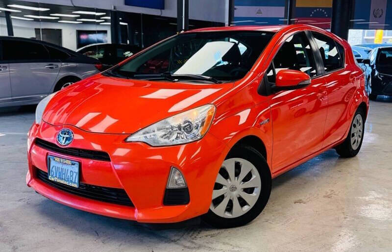 2012 Toyota Prius c Three