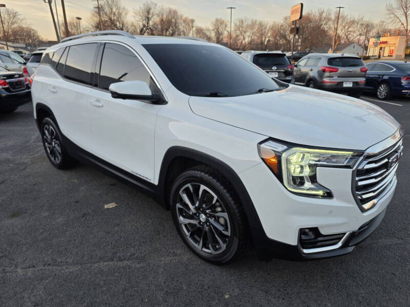2023 GMC Terrain SLT