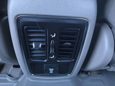 2011 Jeep Grand Cherokee Laredo X