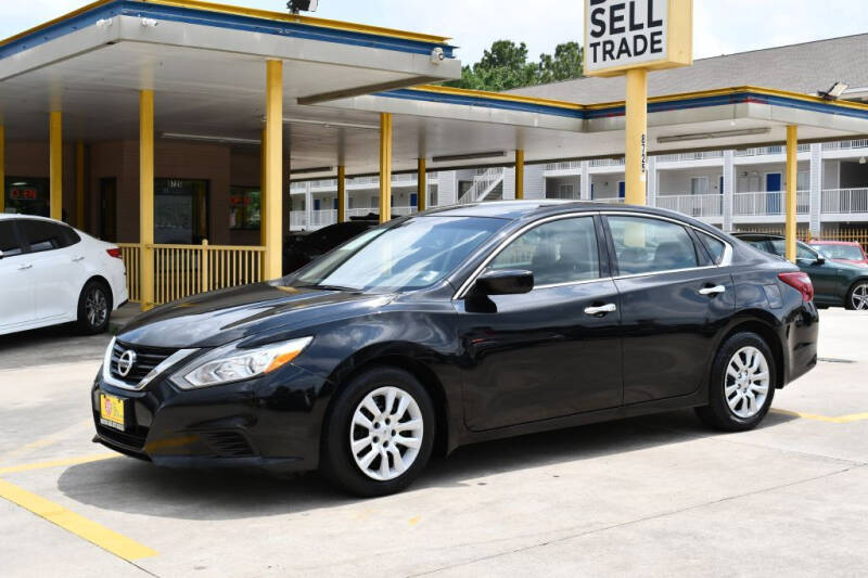 2018 Nissan Altima for sale at Houston Used Auto Sales in Houston TX