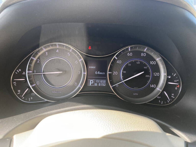 2011 Infiniti QX56