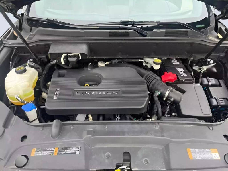 2019 Lincoln Nautilus Select