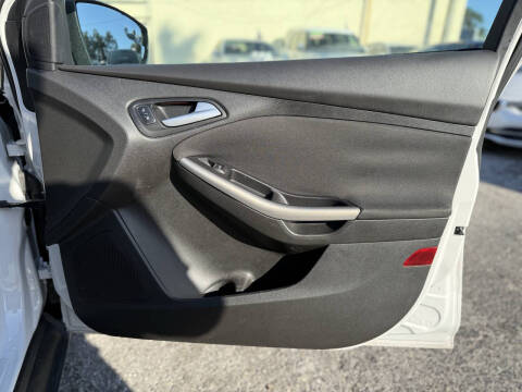 2015 Ford Focus Titanium