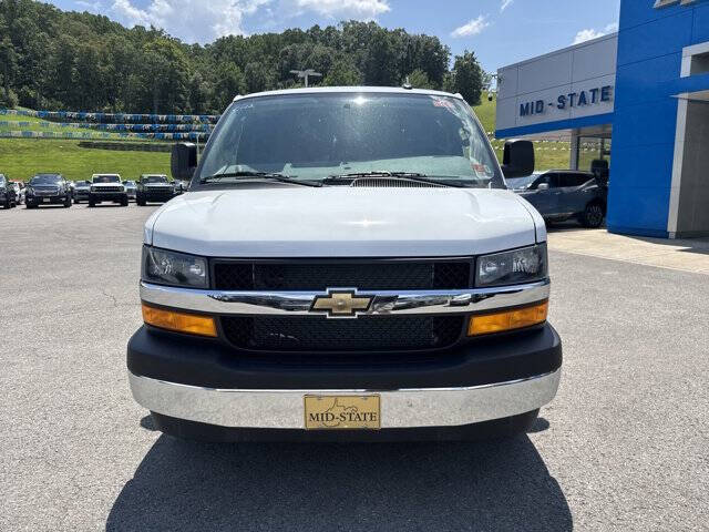 2025 Chevrolet Express 2500