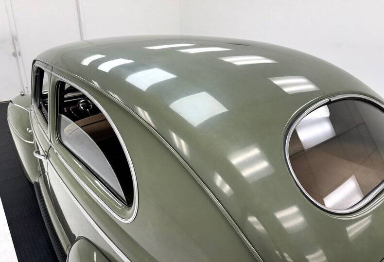 1941 Ford Super Deluxe