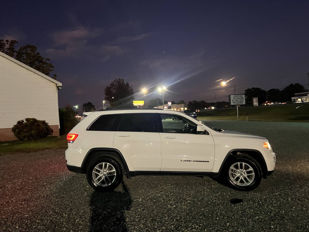 JeepGrand Cherokee7