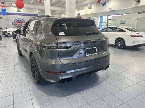 2021 Porsche Cayenne GTS