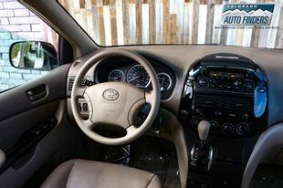 2004 Toyota Sienna