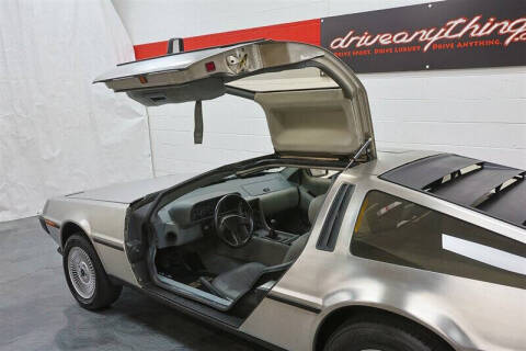 1982 DeLorean DMC-12